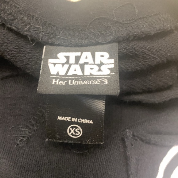 For sale! Star Wars Her Universe cropped Empire crew neck, size XS. - Picture 4 of 4